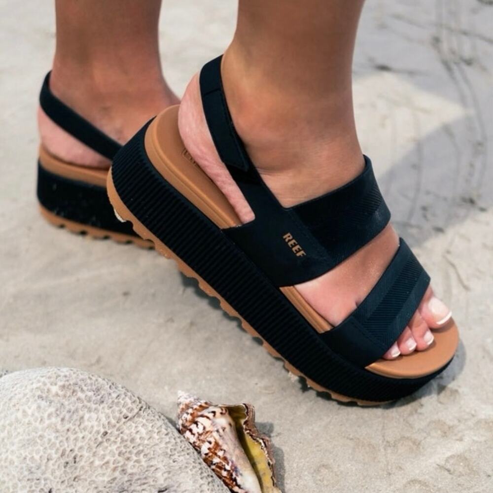 REEF Women's 9 Water Vista Higher Strappy Platform Sandal Shoes Black Tan Chunky
